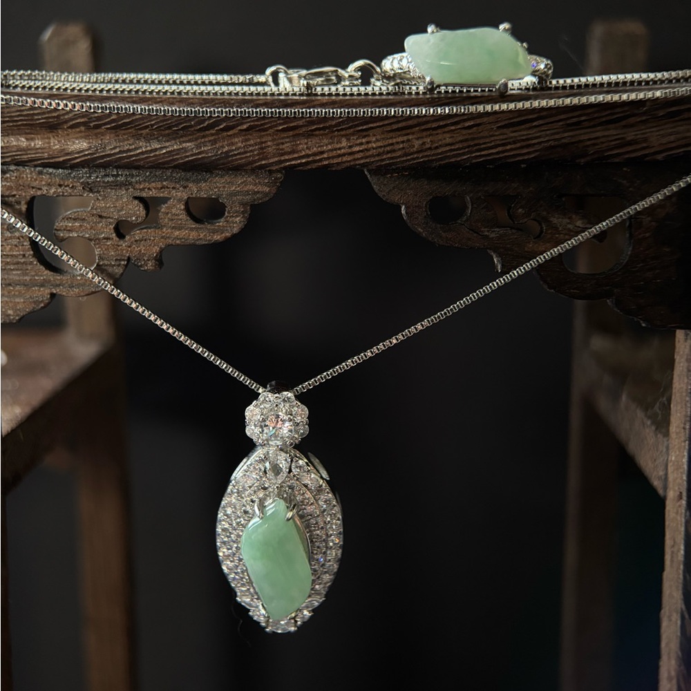 Silver and Green Gemstone Necklace